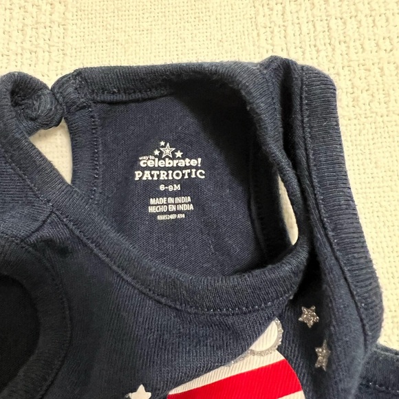 Celebrate patriotic baby onesies 6-9 months - Picture 3 of 3
